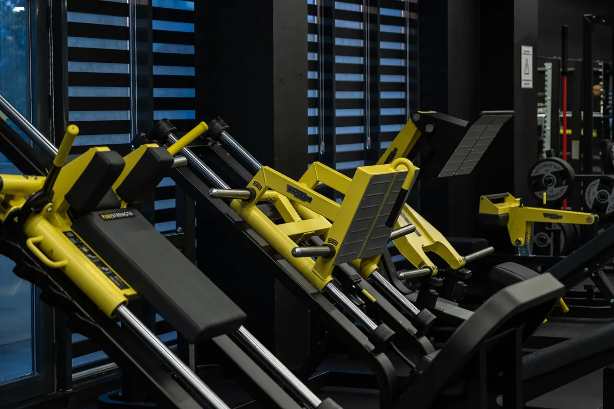 Plate-loaded machines at Reformer